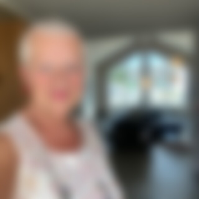 Julie52 (73) aus Schwarzenbach an der Saale