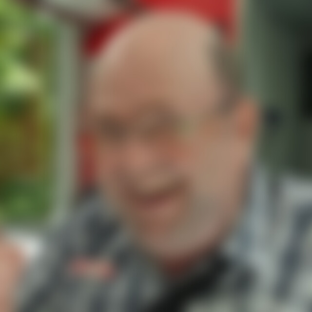 unbehaart (72) aus Berlin