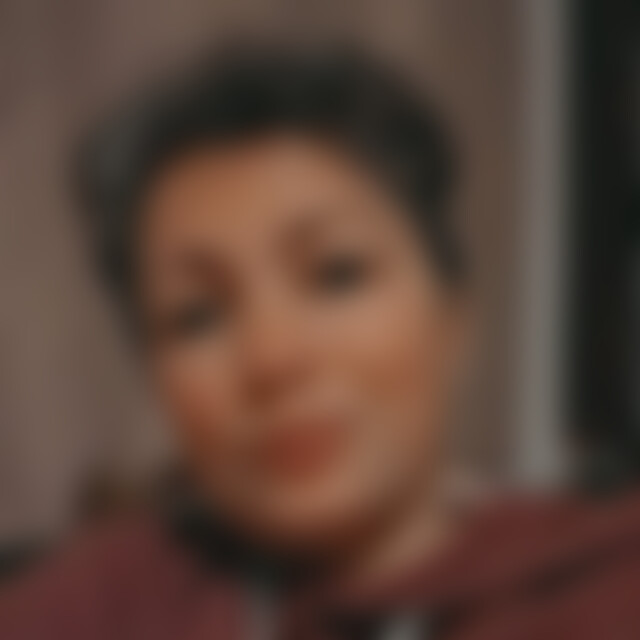 mirna3 (48) aus Flensburg