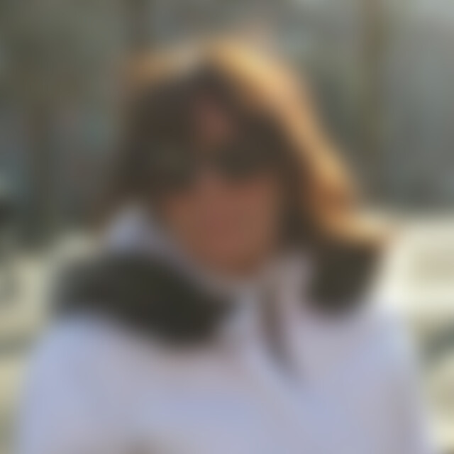 gabriella (65) aus duisburg