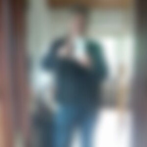 Friday (62) aus Leverkusen