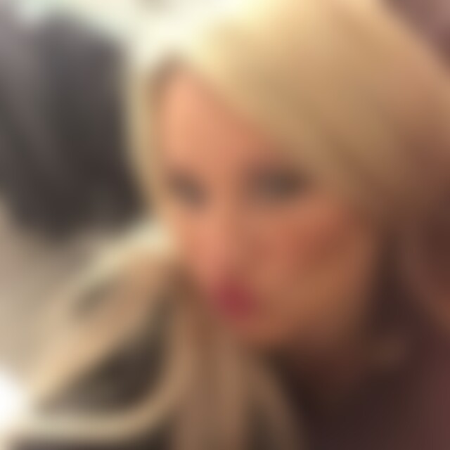 Caterina100 (57) aus Offenbach