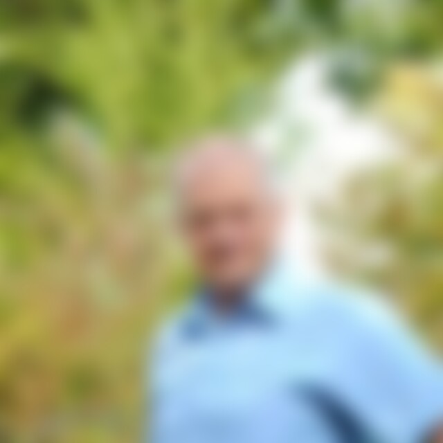 Buwie (67) aus Kösching