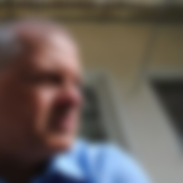 Buwie (67) aus Kösching