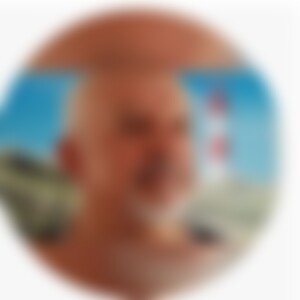 AndiB (65) aus Frankfurt