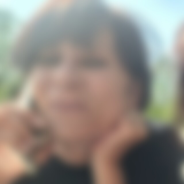 Lirilili (65) aus Bergisch Gladbach