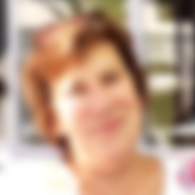 malie (71) aus Dortmund