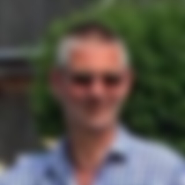 Reizvoller (59) aus Frankfurt