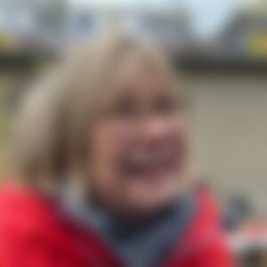 blumenliebhaberin (74) aus 