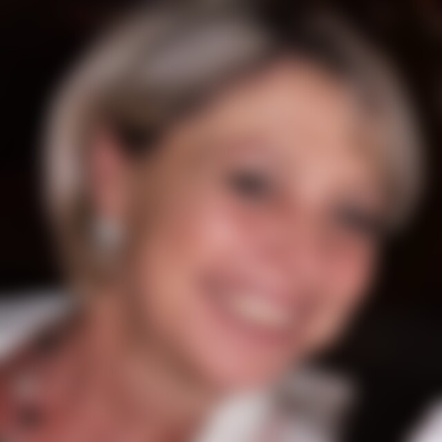 Rosaoechidee (58) aus Teutschenthal