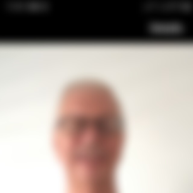 Tcharly (73) aus Frankfurt