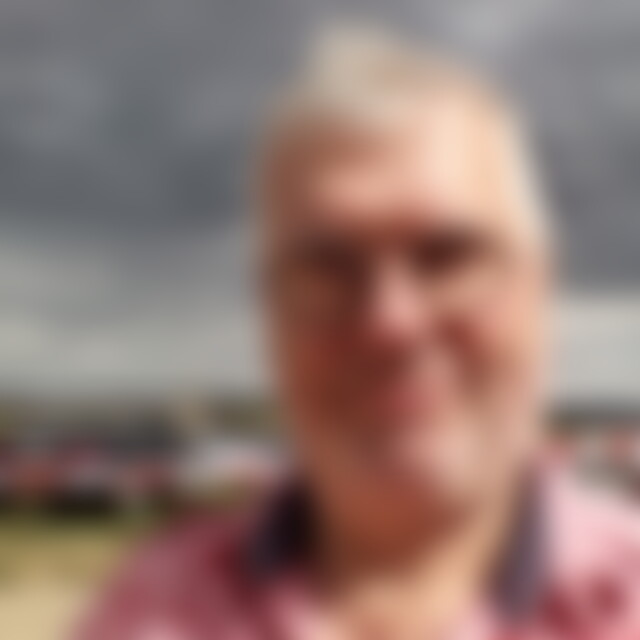 plaubi (70) aus Blieskastel