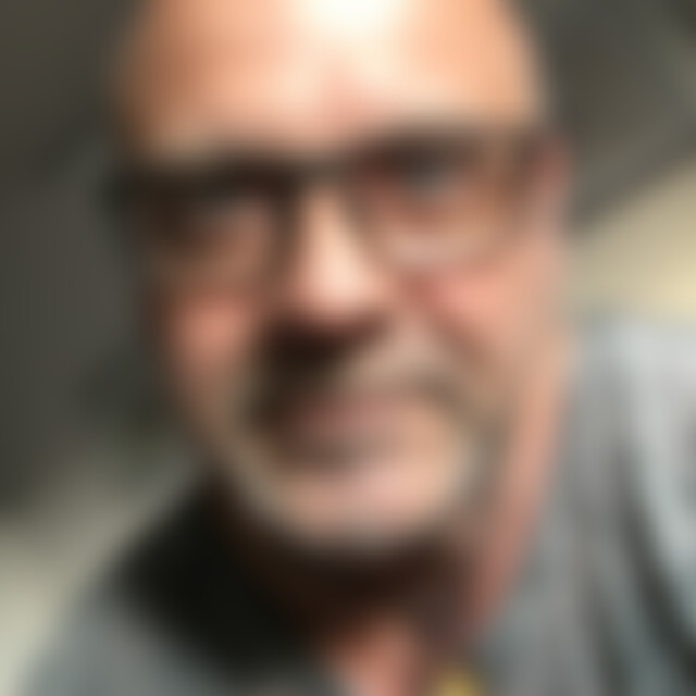 K1mathew (58) aus Freiburg im Breisgau