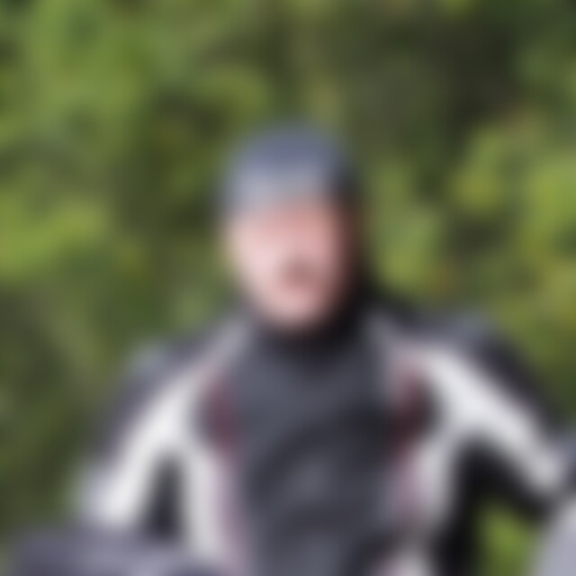 Didje (69) aus Dahlem