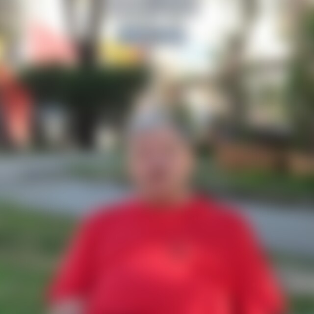 wohnie (73) aus Hannover