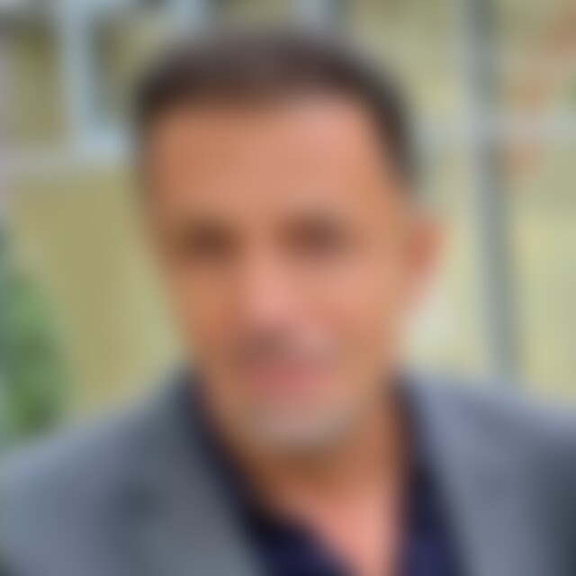 Cantona (54) aus Esslingen am Neckar