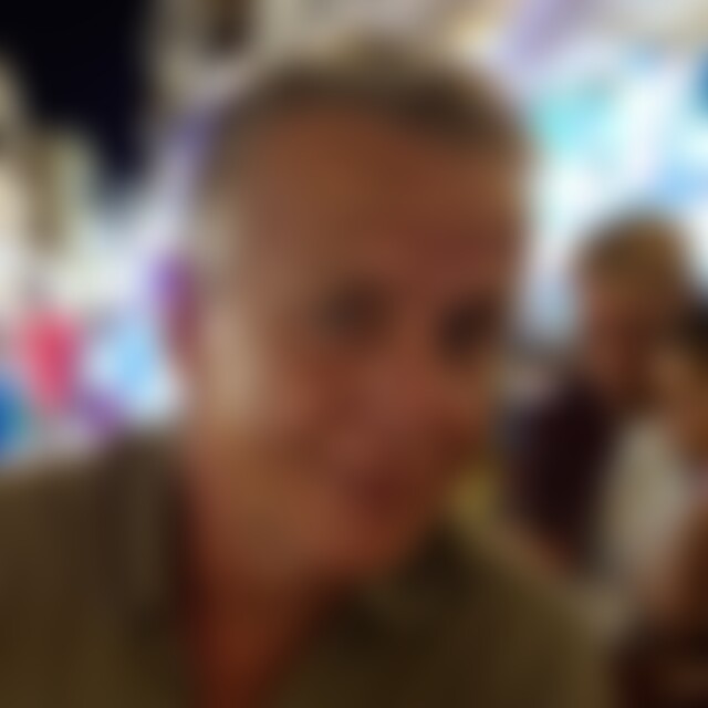 Martinh (63) aus Essen
