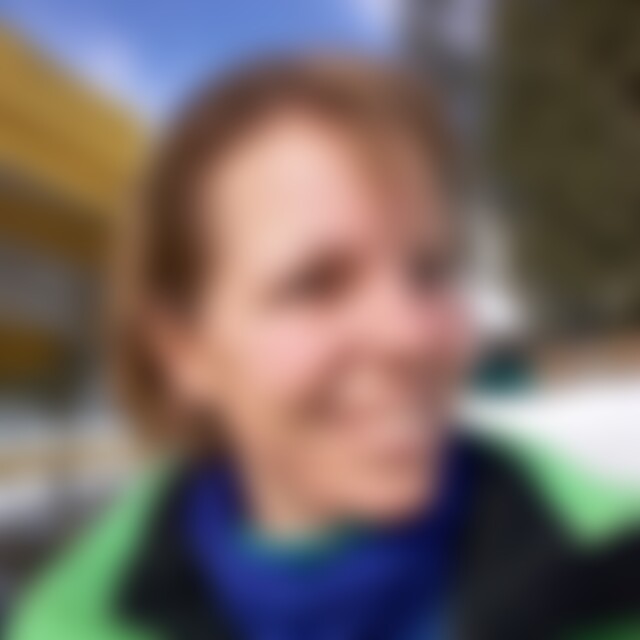 44Emma (55) aus München