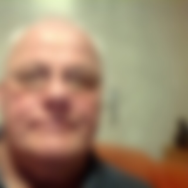 heinziluett (73) aus Schleswig