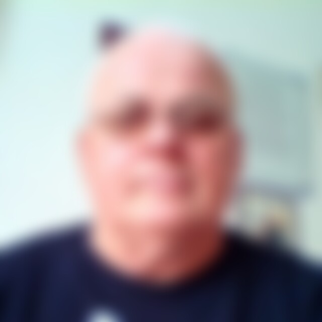 heinziluett (73) aus Schleswig
