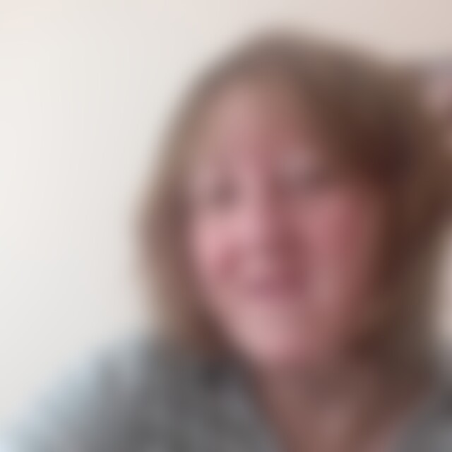 Carlola (57) aus Essen