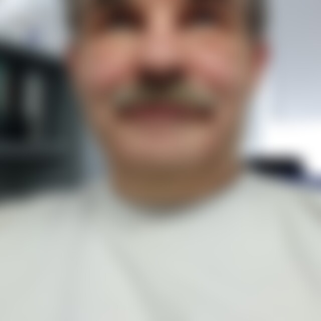 Gujoro (64) aus Offenbach