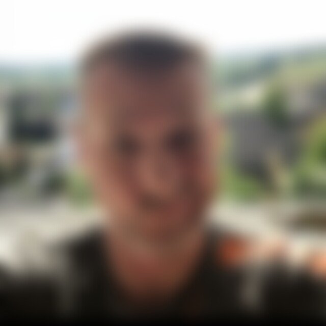 Holle (48) aus Ebersbach a.d. Fils