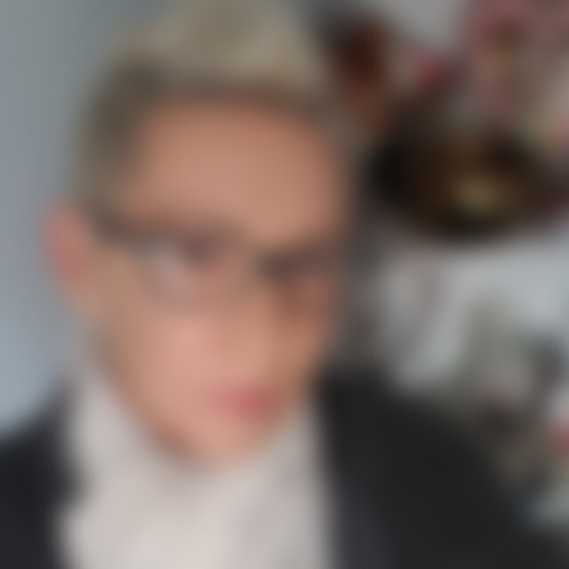 Natalie (60) aus Altentreptow