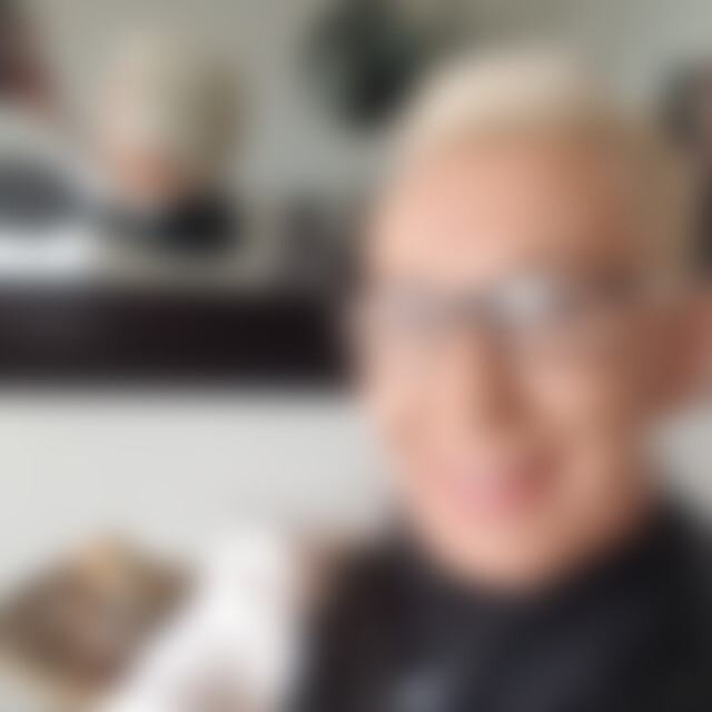 Natalie (60) aus Altentreptow