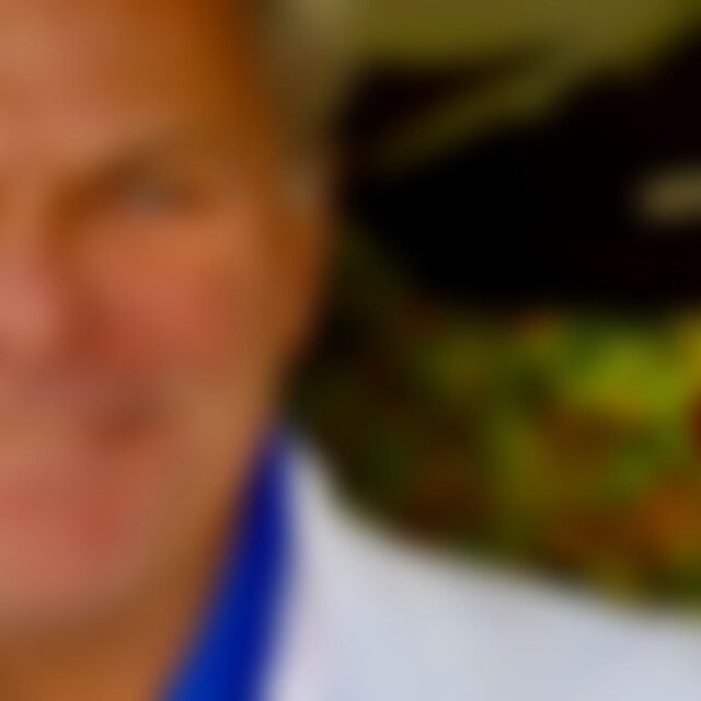 Cloude (65) aus Kleve
