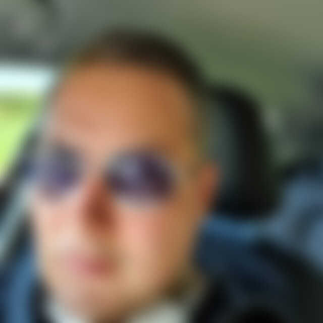 teufelsdackel (50) aus Lahnau