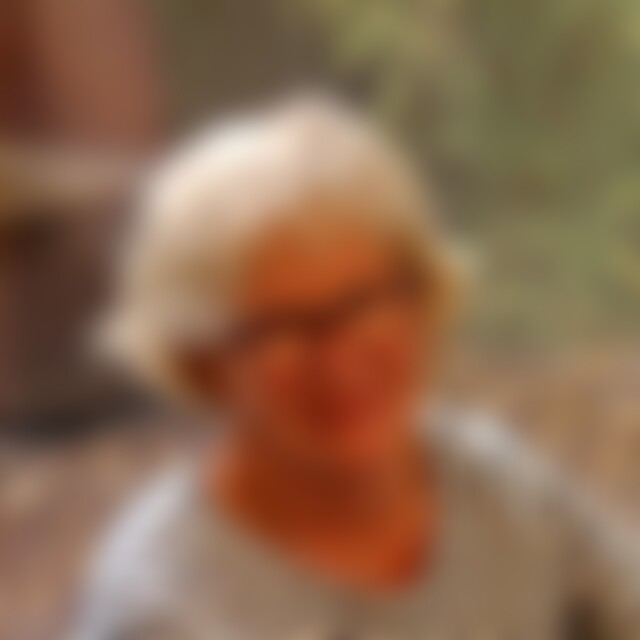 Britta12 (73) aus Arnsberg