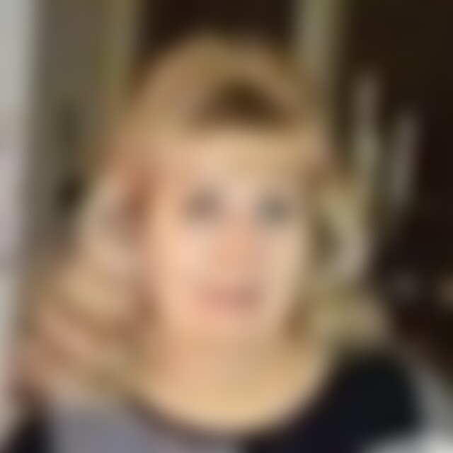 Larisa (61) aus Simferopol