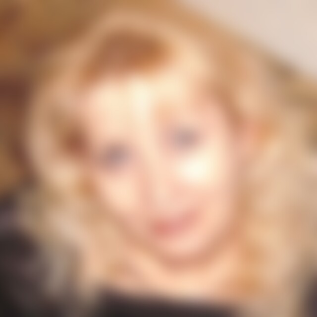 Larisa (61) aus Simferopol