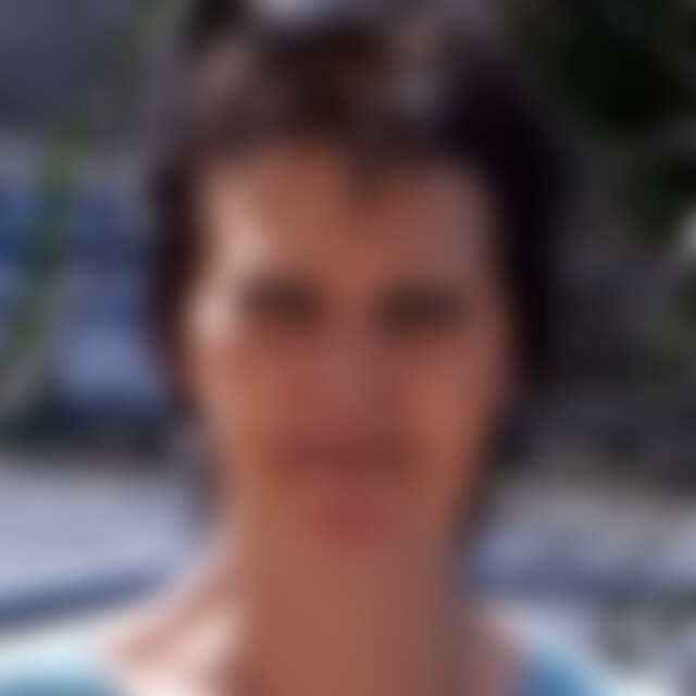 Regina (68) aus Frankfurt