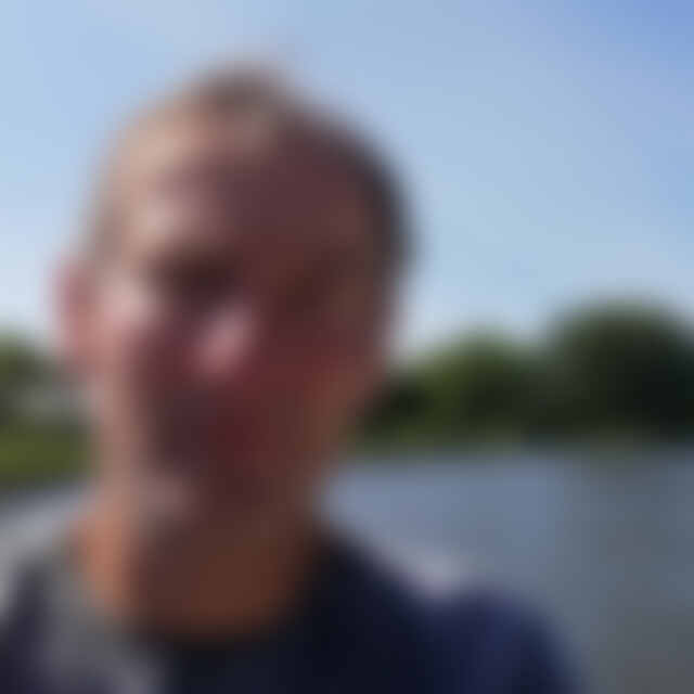 Thrany (61) aus Potsdam