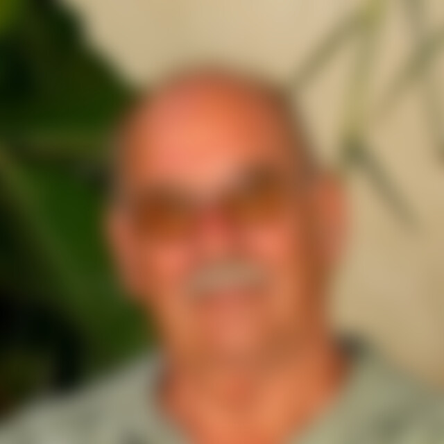 hein3r (92) aus Hamburg
