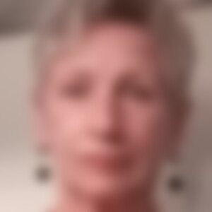 Taube (77) aus Landshut
