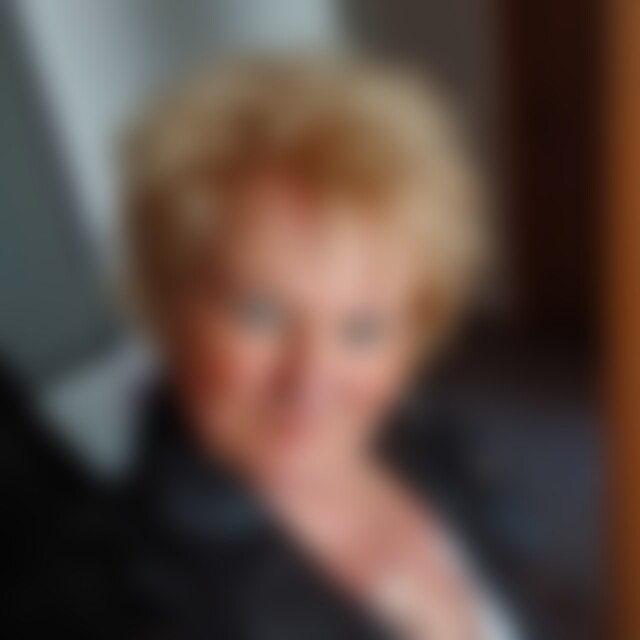 sylvana1959 (67) aus Duisburg