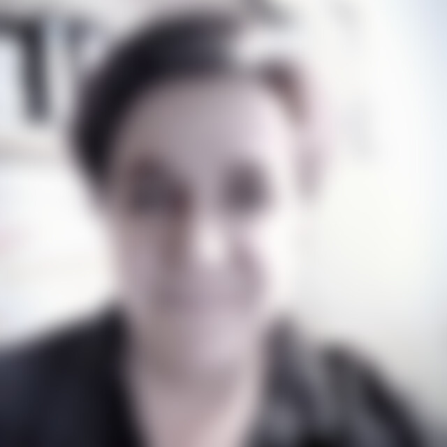 Eveline (48) aus Ettlingen