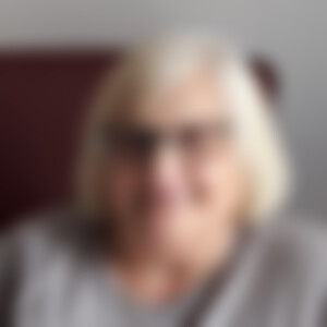 Nessi (66) aus Korbach