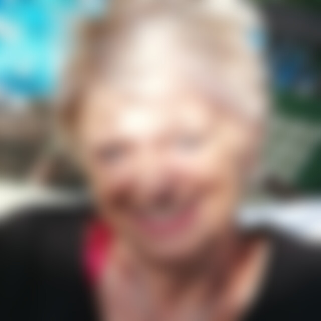 Schuetze (66) aus Dresden