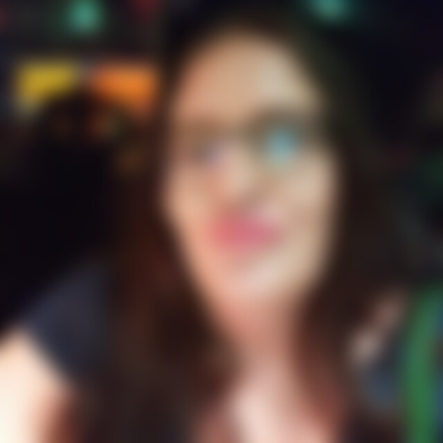 julia13 (52) aus Wien