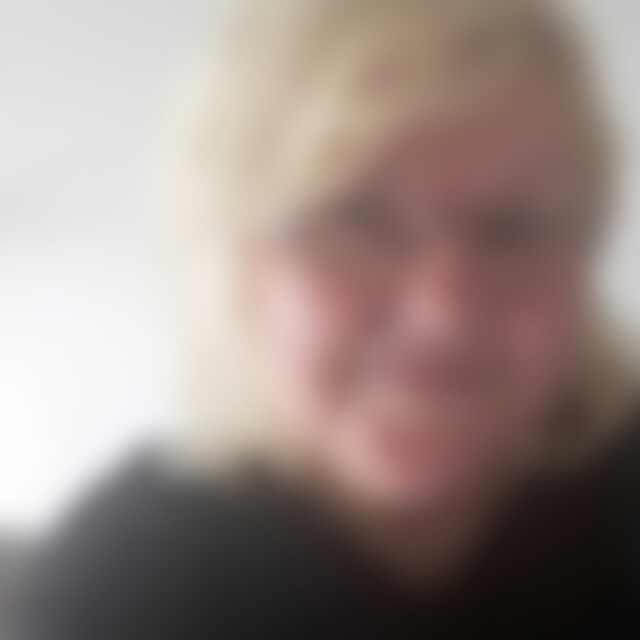 Mona321 (69) aus Wuppertal