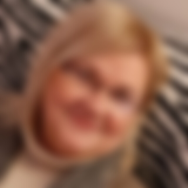 Mona321 (69) aus Wuppertal