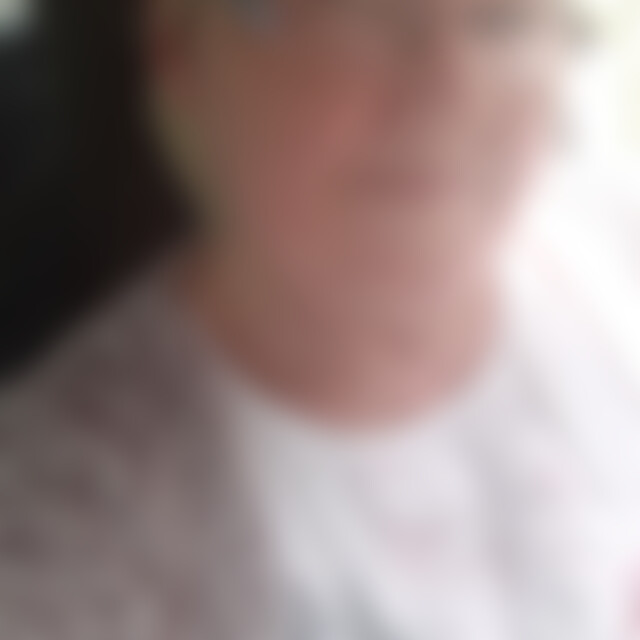 Mona321 (69) aus Wuppertal