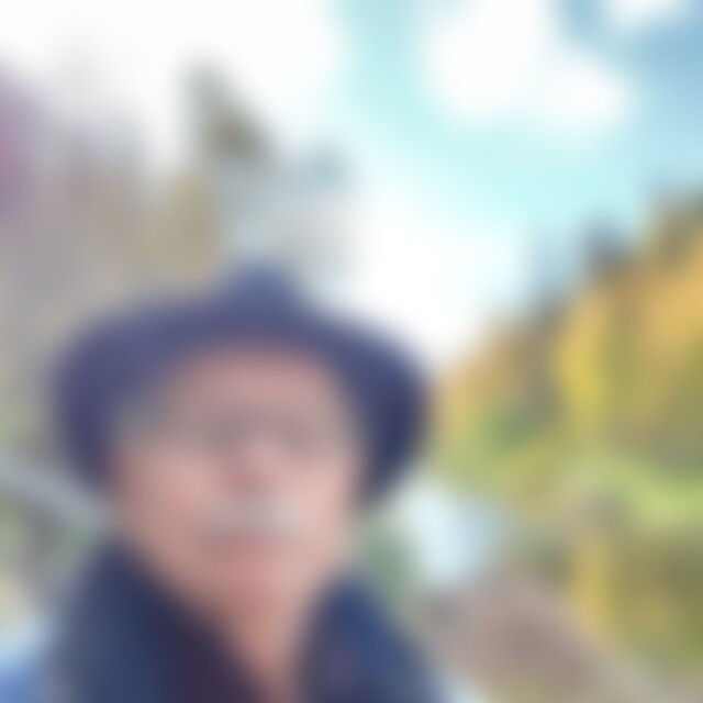 uros (90) aus Hünxe