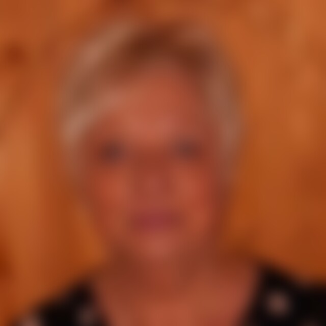 Inge2020 (70) aus Wesertal