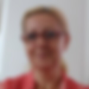 Hanana (65) aus Krefeld