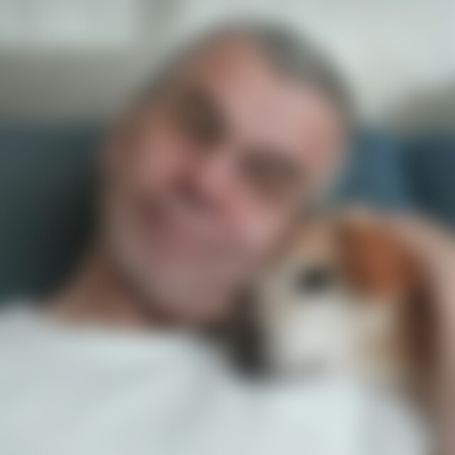 Einsamerhund (64) aus Eringshausen
